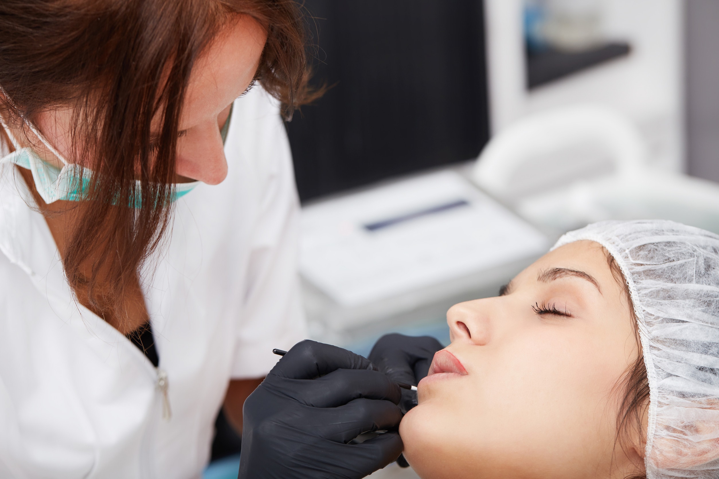 La rinoplastica secondaria può servire per fare un ritocco a seguito della rinoplastica primaria.
