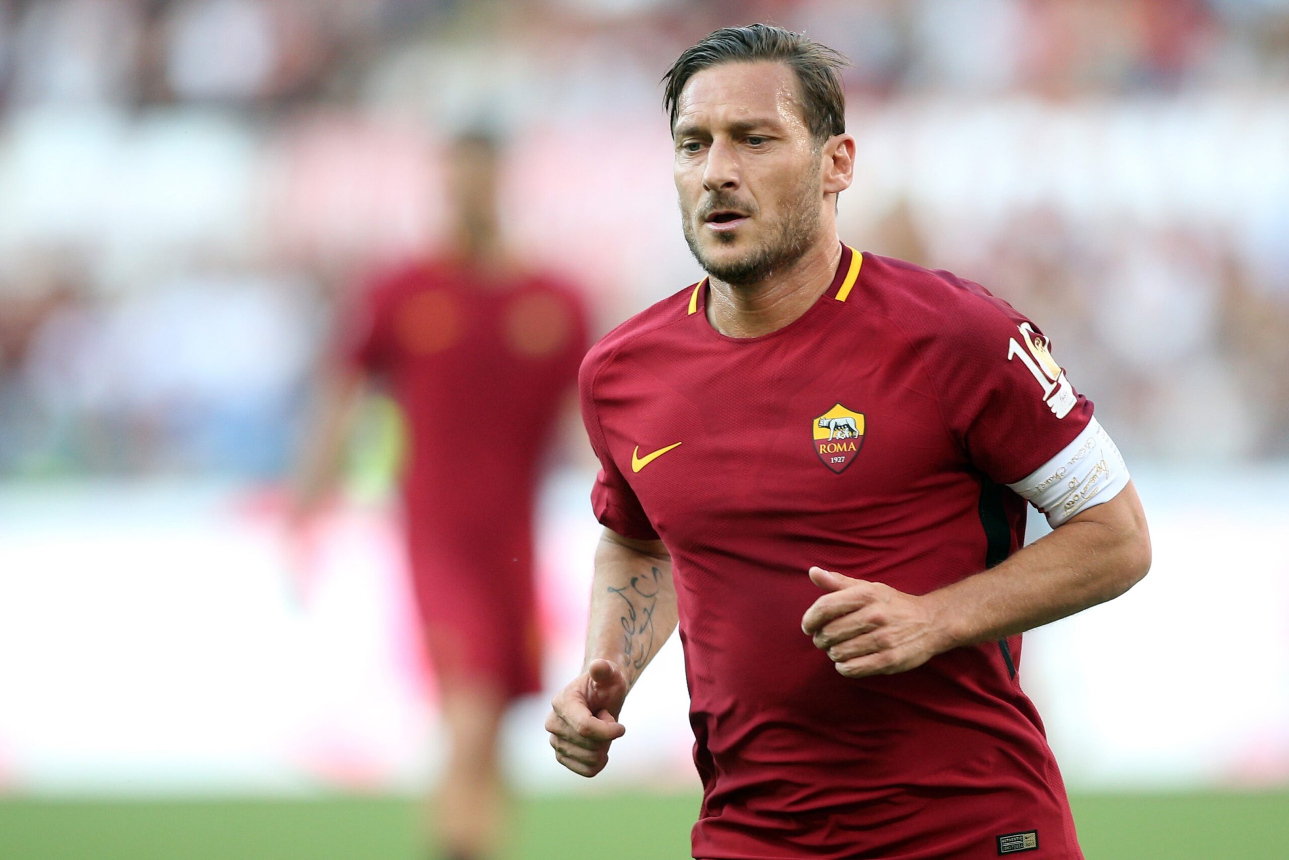 Francesco Tott ha suscitato molto interesse per il mondo dei trapianti di capelli